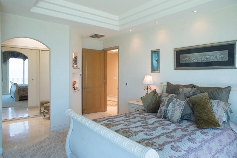 La Mansion Residency Suites Ensenada Zimmer foto